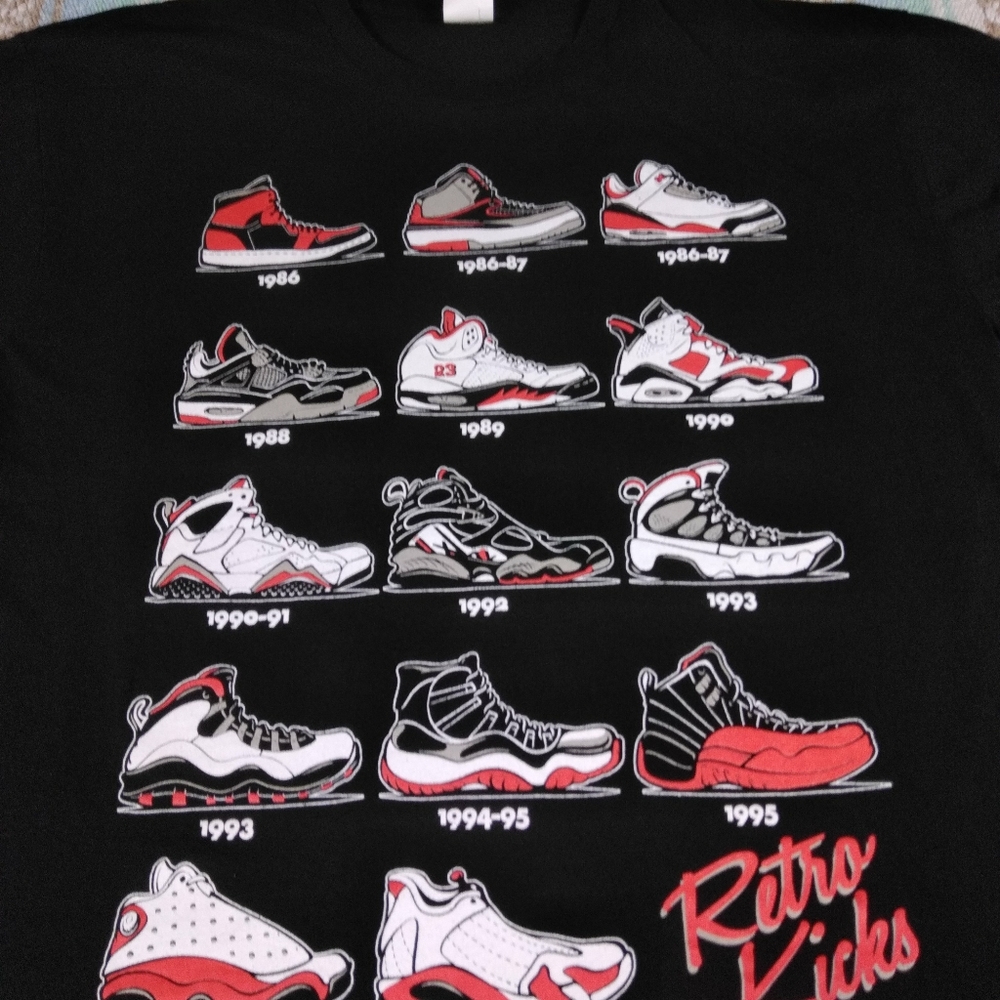 MENS GRAPHIC TEE SHIRT XL KICKS RETRO